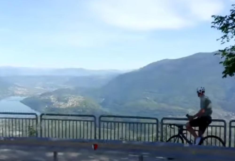 “Tenetevi l’aperitivo, il traffico e la moda”, polemica per lo spot che ironizza su Milano