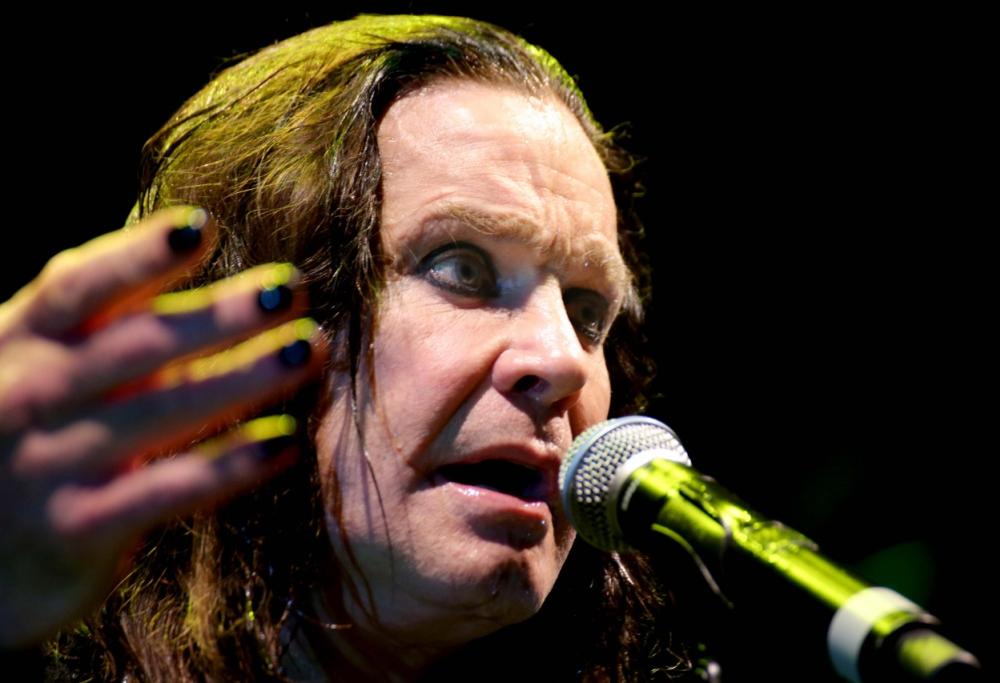 Ozzy Osbourne: cacciato di casa per le sue "scappatelle"