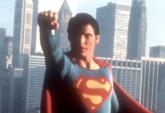 All'asta il costume di Superman...escluso il mantello.