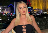 Scopre che il cugino è abbonato al suo canale e compra i video hot