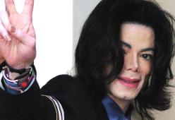 Michael Jackson, le sue ceneri sono custodite nei gioielli indossati dai figli