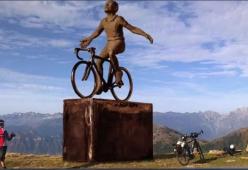 Inaugurata una statua di Marco Pantani alta 6 metri 