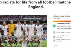 Una petizione popolare inglese chiede di bandire per sempre i razzisti dallo stadio