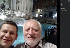 L’uomo protagonista del meme “Hide The Pain Harold” era in vacanza a Roma