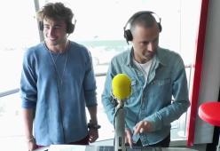 105 Take Away: omaggio a Gianna Nannini con Riki e Stefano De Martino