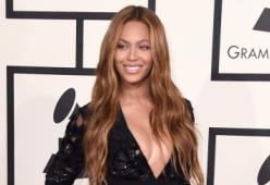 Beyoncé: reunión con le Destiny's Child ma senza papà
