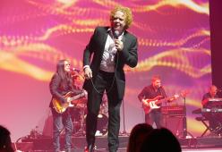 Simply Red: arriva il primo disco dopo otto anni 
