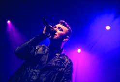 Sam Smith: il secondo album resta in attesa 
