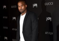 Kanye West scoppia in lacrime a Radio 1
