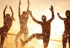 La giornata mondiale della felicità: ecco come ottenerla davvero