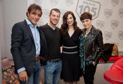 Micaela Ramazzotti, Adriano Giannini e la regista Giorgia Farina nel salotto di 105 Mi Casa, le immagini