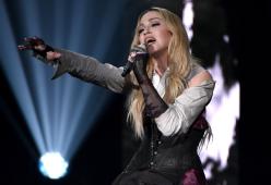 Madonna: "Andare in tour è faticoso"
