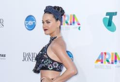 Katy Perry e le suore: "E' peccato comprare quella casa"
