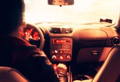 Cosa tenete in auto?

