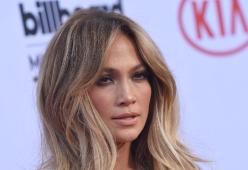 Jennifer Lopez: troppo sexy per il Marocco
