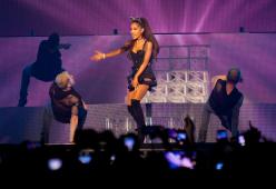 Ariana Grande: messaggio d'amore da Nathan Sykes
