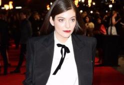 Lorde: "Per me la moda è unisex"
