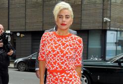 Lady Gaga trionfa anche come attrice al Golden Globe 
