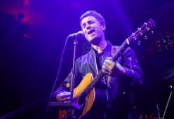 Noel Gallagher a 105 Friends, lunedì 6 alle 11.00
