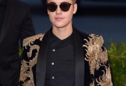 Justin Bieber, con 20 milioni di like su Instagram, l’album uscirà prima di Natale: “Ho bisogno di voi”
