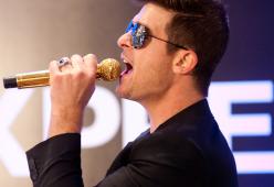 Robin Thicke: “Avrei dovuto dare l'album "Paula" gratis”

