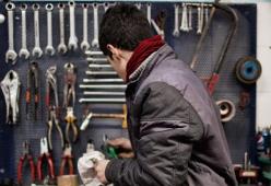 Boom di minori a lavoro anche in Italia