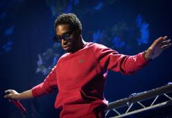 TINIE TEMPAH A 105 MI CASA, MARTEDI' 29 ALLE 18.00