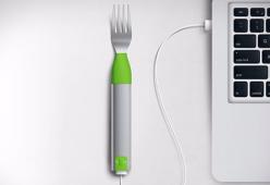 Inventata la forchetta intelligente per mangiare più lentamente