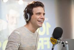 Mika torna a Beirut per incontrare i rifugiati
