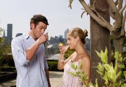 Guida agli sguardi: cosa significa quando ti guarda "in quel modo"