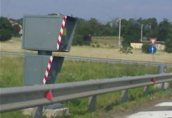 Si vendica dell’ex moglie sfrecciando con la sua targa davanti agli autovelox
