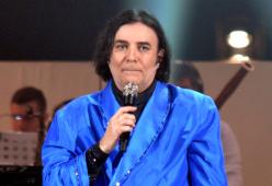 Sanremo 2016  incorona il suo vincitore. Tra gli ospiti anche Renato Zero 
