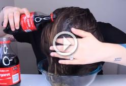 Cosa succede se ti fai lo shampoo con la Coca-Cola?