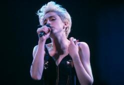 Madonna completamente nuda in una foto del 1979