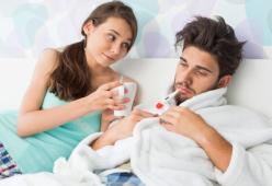 La scienza conferma: la febbre è peggiore per i maschi!
