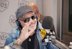 Vasco Rossi: l'antologia si intitola "Vasco Non Stop"
