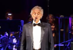 Andrea Bocelli canta al matrimonio di Melissa Satta e Kevin Boateng
