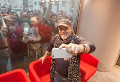 Vasco Rossi e la gente di Zocca: stavolta a filmare è lui
