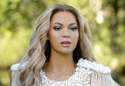 Beyoncé dedica "Halo" alle vittime di Orlando
