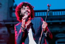 Francesco Renga a 105 Friends, venerd&igrave; 15 alle 11.00