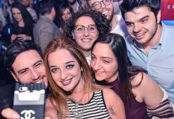 Le foto che fanno vedere la differenza tra Instagram e la realtà