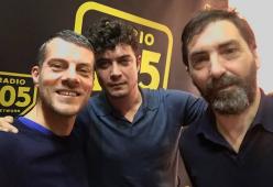 Due belli nel salotto di Max Brigante: Riccardo Scamarcio e Stefano Mordini per "Pericle il nero" PT2