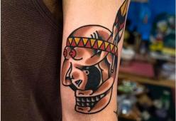 Quanti tatuaggi vedi?