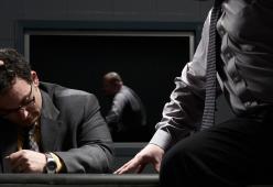 Un agente dell'FBI ti spiega come convincere le persone a fare quello che vuoi!
