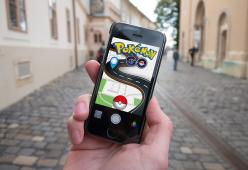 Pokémon Go, ora arriva anche l'assicurazione in caso di incidenti!