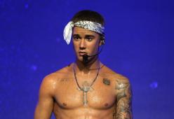 Justin Bieber, Madame Tussauds gli dedica una statua "hot"
