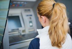 Attenzione ai bancomat, è allarme virus!
