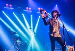 LP conquista Milano, le foto dello show ai Magazzini Generali