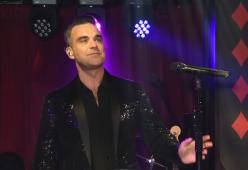 Robbie Williams: esposto in Procura per i prezzi del concerto a Verona
