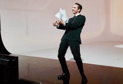 Matteo Viviani, una iena a 105 Friends